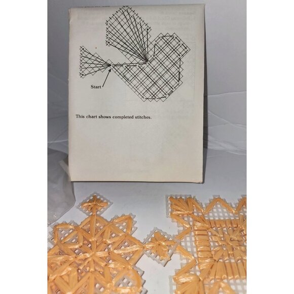 Vintage Straw Ornament Kit  4.5"x 4.5"  DIY Craft Set  Includes Beads Yarn Plast - Picture 5 of 8